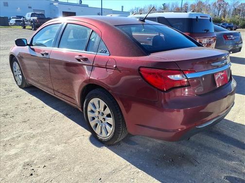 2013 Chrysler 200 LX