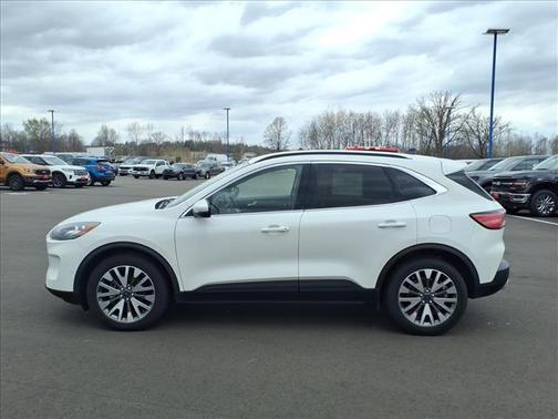 Star White Metallic Tri-Coat 2020 Ford Escape Titanium