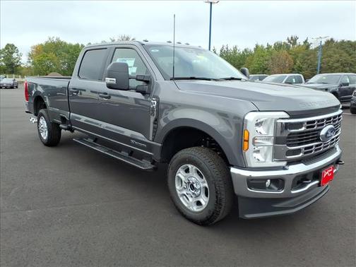 2026 Ford F-350 XLT