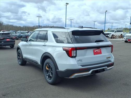 Space White Metallic 2026 Ford Explorer Tremor