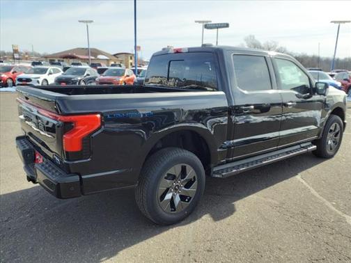 2023 Ford F-150 Lightning LARIAT