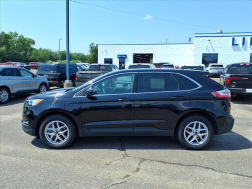 Agate Black Metallic 2024 Ford Edge SEL
