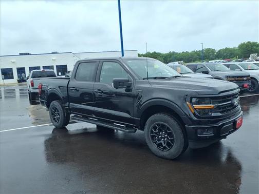 Agate Black Metallic 2026 Ford F-150 XLT