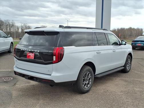 Space Silver Metallic 2026 Ford Expedition Max Active 4x4