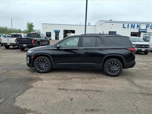 Mosaic Black Metallic 2023 Chevrolet Traverse RS