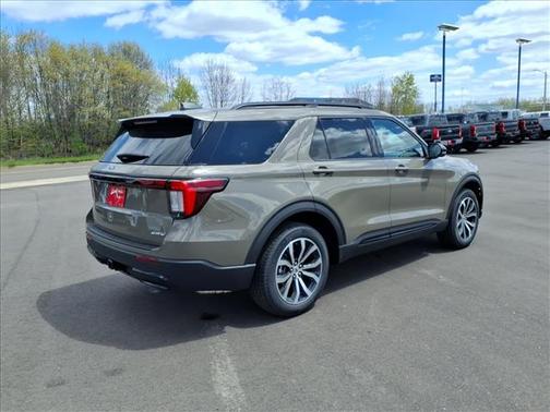 Marsh Gray 2026 Ford Explorer ST-Line