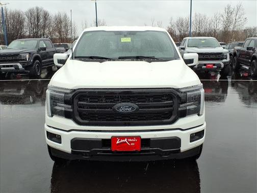 Star White Metallic Tri-Coat 2026 Ford F-150 Lariat