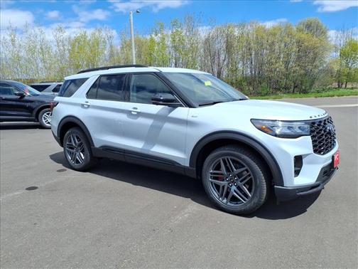 Space White Metallic 2026 Ford Explorer ST-Line