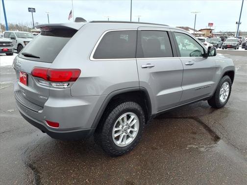 2020 Jeep Grand Cherokee Laredo