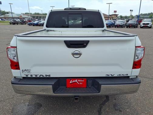 2018 Nissan Titan SV
