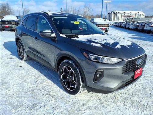 2026 Ford Escape Platinum