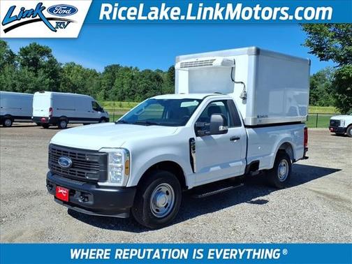Oxford White 2024 Ford F-250 XL