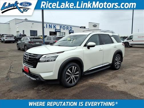Pearl White Tricoat 2023 Nissan Pathfinder Platinum 4WD