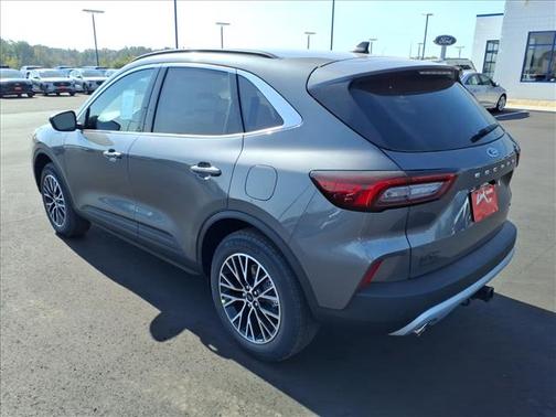 2026 Ford Escape PHEV Base