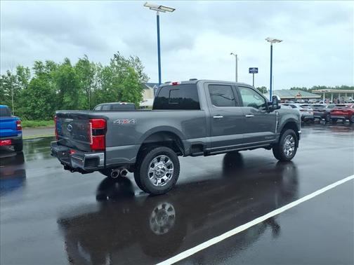 Carbonized Gray Metallic 2026 Ford F-350 Lariat