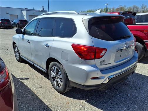 2020 Nissan Pathfinder SL 4WD