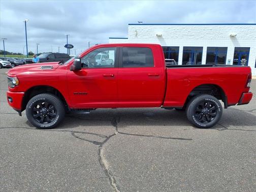 2023 RAM 2500 Big Horn Crew Cab 4x4 6'4' Box