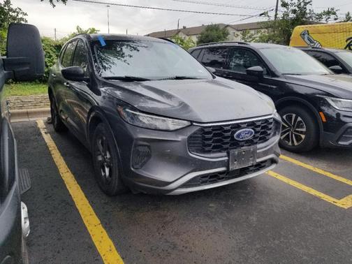 Carbonized Gray Metallic 2023 Ford Escape ST-Line