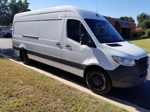 2025 Mercedes-Benz Sprinter 2500 HIGH ROOF I4 DIESEL 170