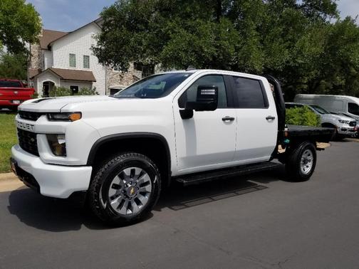 2022 Chevrolet Silverado 2500 Custom