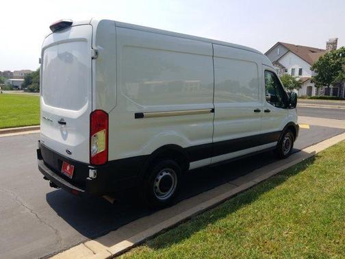 2021 Ford Transit-250