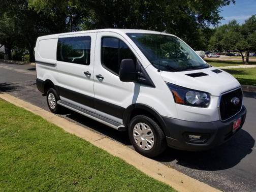 Oxford White 2025 Ford Transit-250