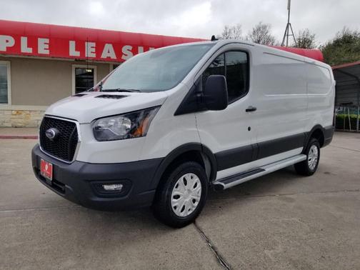 2024 Ford Transit-250 