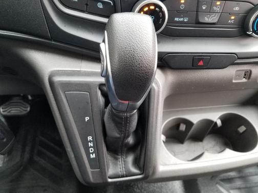 2024 Ford Transit-250 