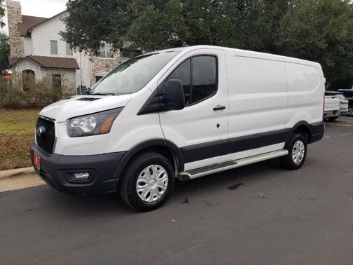 2024 Ford Transit-250 