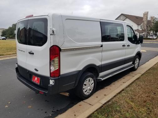 2024 Ford Transit-250 