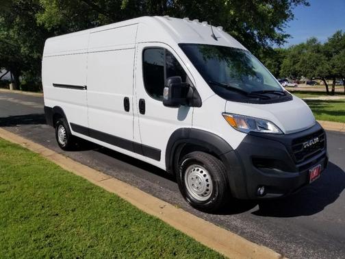 Bright White Clearcoat 2025 RAM ProMaster 2500 High Roof