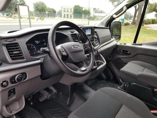 2023 Ford Transit-250