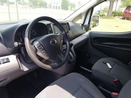 2019 Nissan NV200 SV