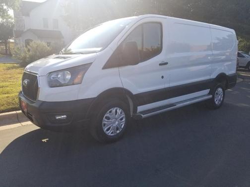 2024 Ford Transit-250 