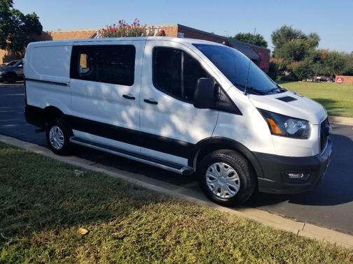 2024 Ford Transit-250 