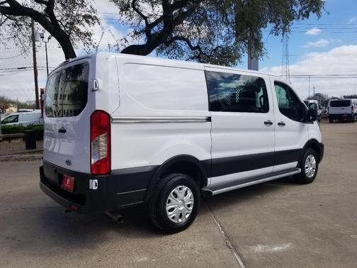 2024 Ford Transit-250 