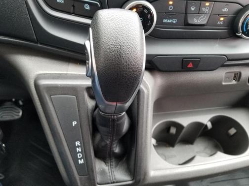 2024 Ford Transit-250 