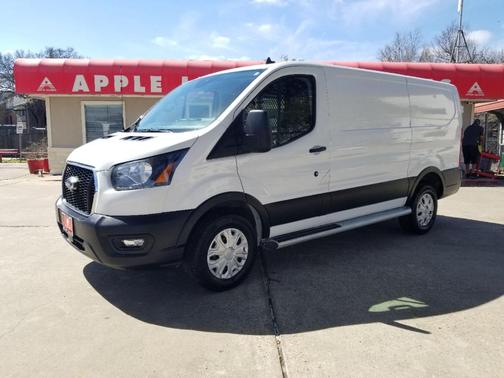 2024 Ford Transit-250 