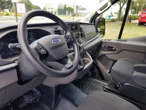 2023 Ford Transit-250