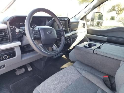 2024 Ford F-250 XLT