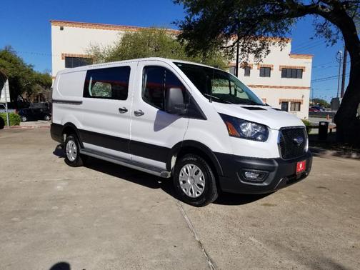 2024 Ford Transit-250 