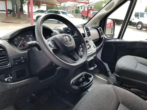 Bright White Clearcoat 2025 RAM ProMaster 2500 High Roof