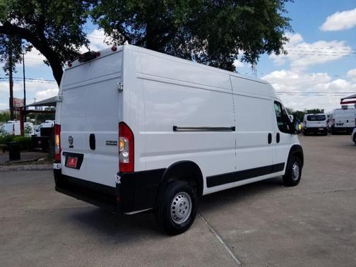 Bright White Clearcoat 2025 RAM ProMaster 2500 High Roof