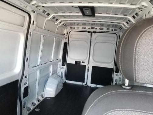 Bright White Clearcoat 2025 RAM ProMaster 2500 High Roof