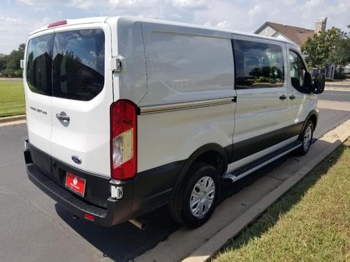 2024 Ford Transit-250 