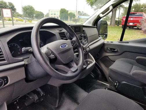 2023 Ford Transit-250