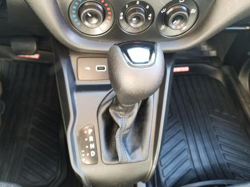 2022 RAM ProMaster City Base