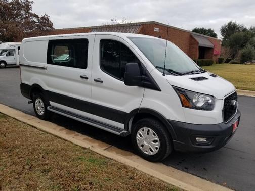 2024 Ford Transit-250 