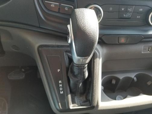 2024 Ford Transit-250 148 WB Medium Roof Cargo