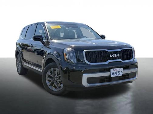 Ebony Black 2024 Kia Telluride LX